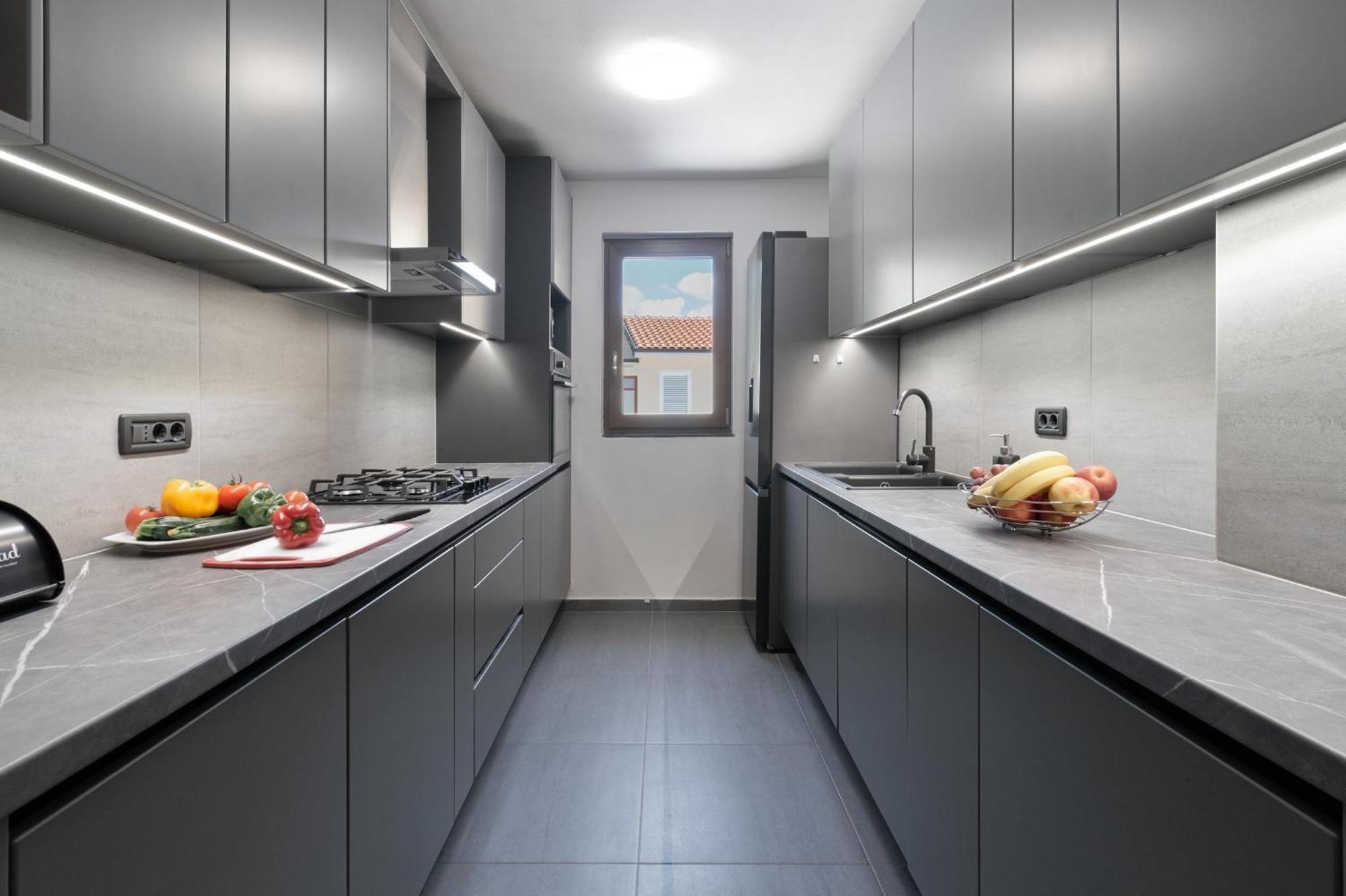 Apartment Larissa By Rent Istria Višnjan Exterior foto